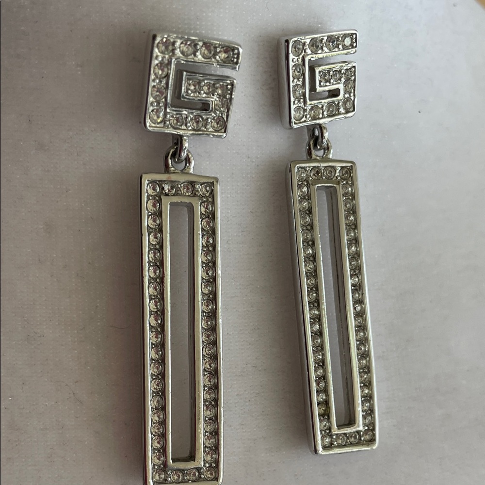 GIVENCHY G Logo Susan Caplan Silver Crystal Drop Post Statement Earrings - Picture 12 of 17